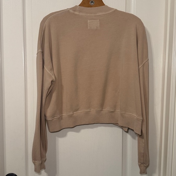 American Eagle Women's Seriously Lived-In Cropped Sweatshirt Size Medium NWOT - Picture 3 of 6